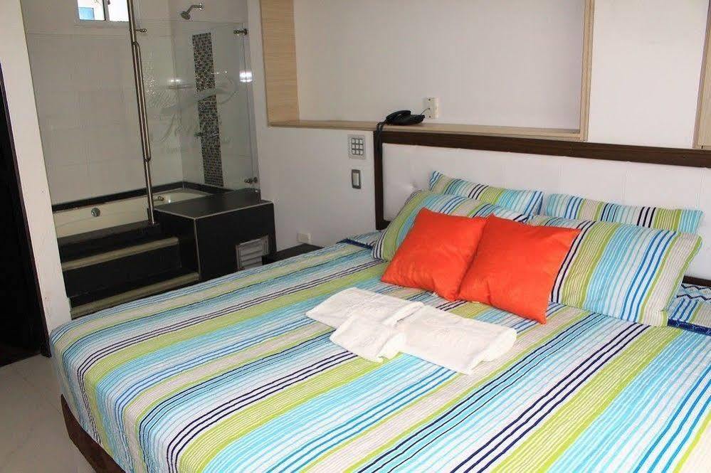 Hotel Royal Fenix Yopal Bagian luar foto